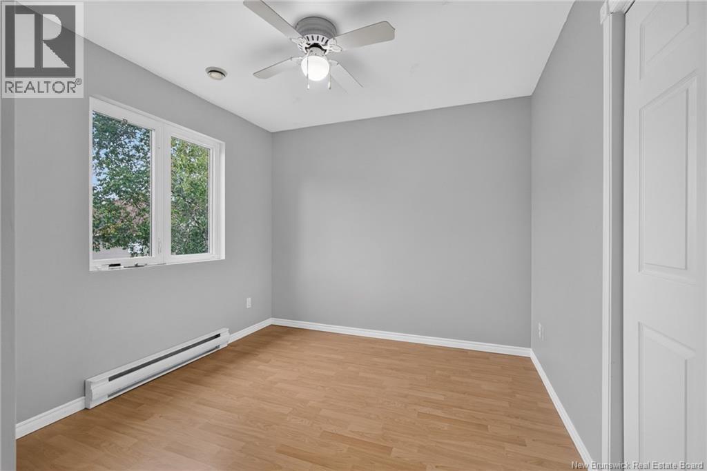 264 Glencairn Property Photo 28