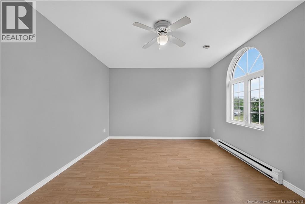 264 Glencairn Property Photo 35