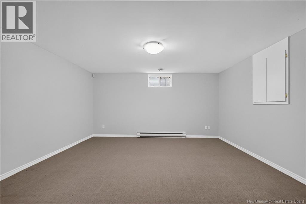 264 Glencairn Property Photo 40