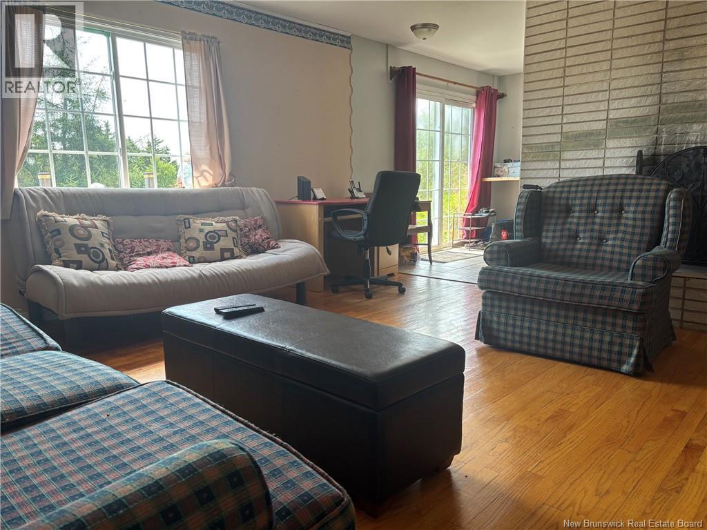 68 Munroe Road Property Photo 12