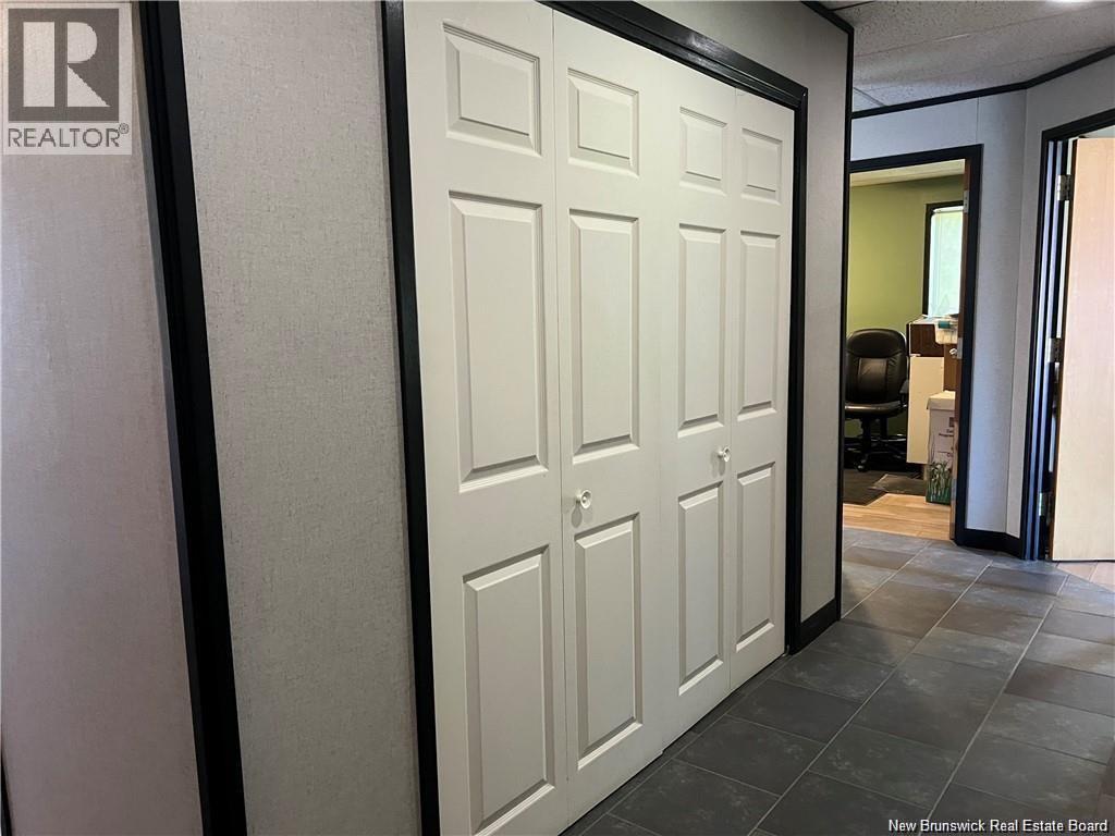 9550 Main Street Property Photo 11