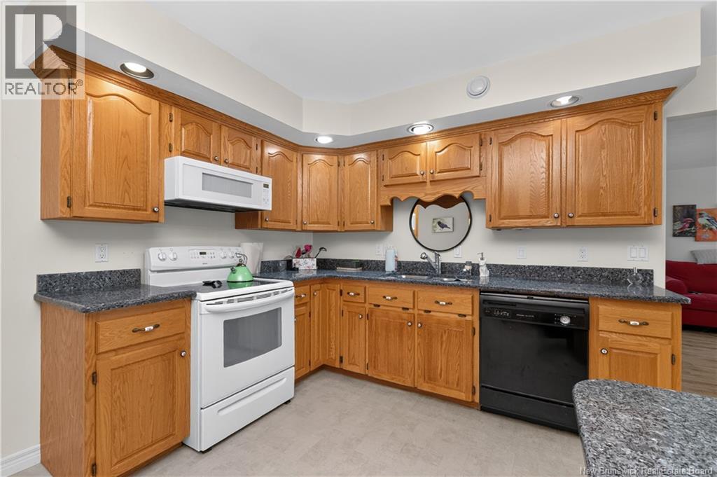 61 Prince William St Unit# A Property Photo 5