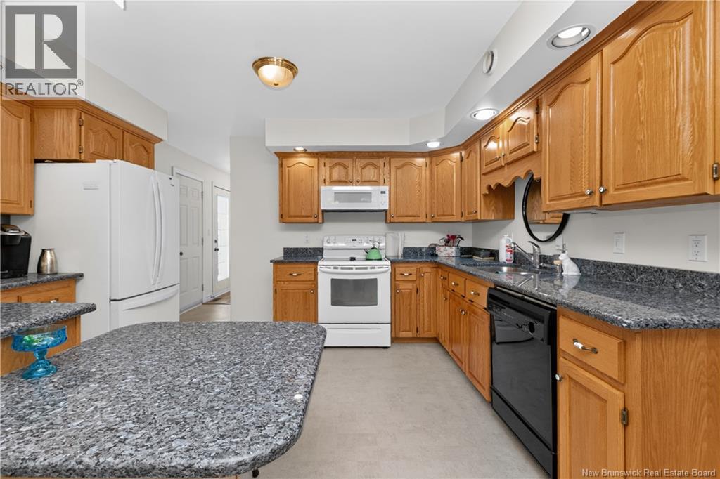 61 Prince William St Unit# A Property Photo 6