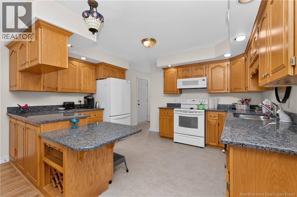 61 Prince William St Unit# A Property Photo 7