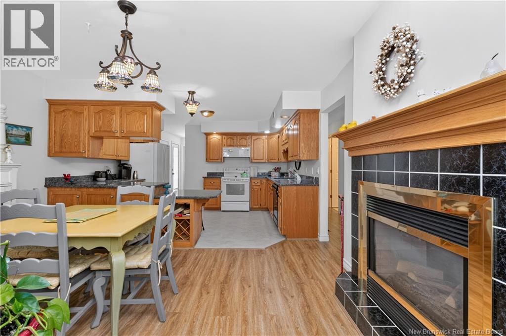 61 Prince William St Unit# A Property Photo 8