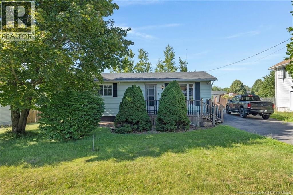 25 Parkhill Drive Property Photo 2
