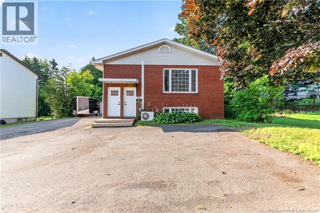 20 Connaught Avenue Property Photo 1