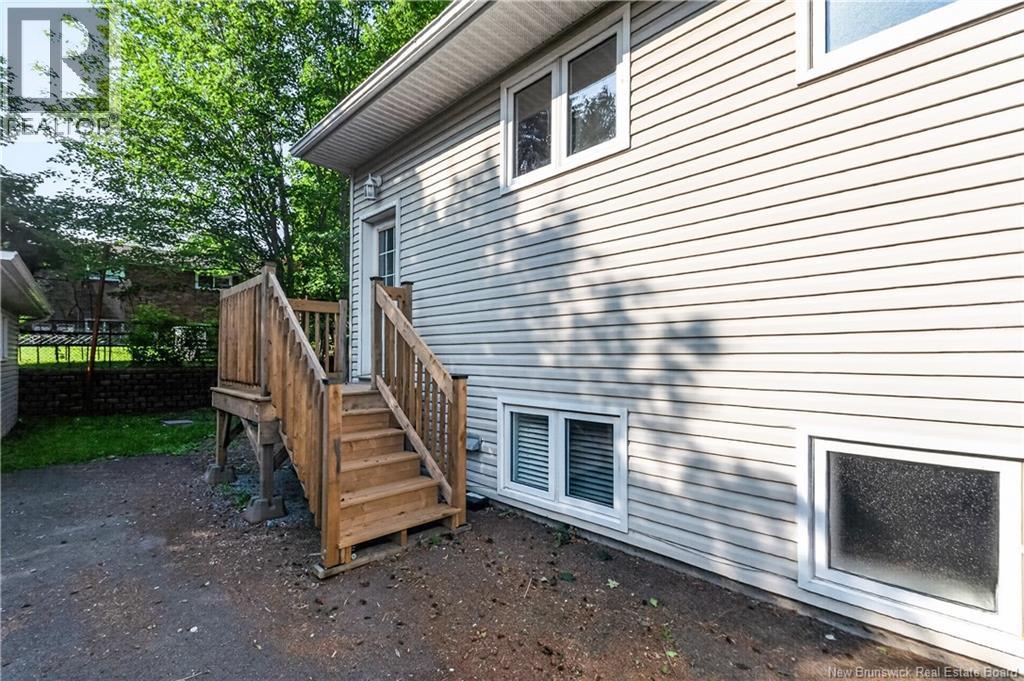 20 Connaught Avenue Property Photo 5