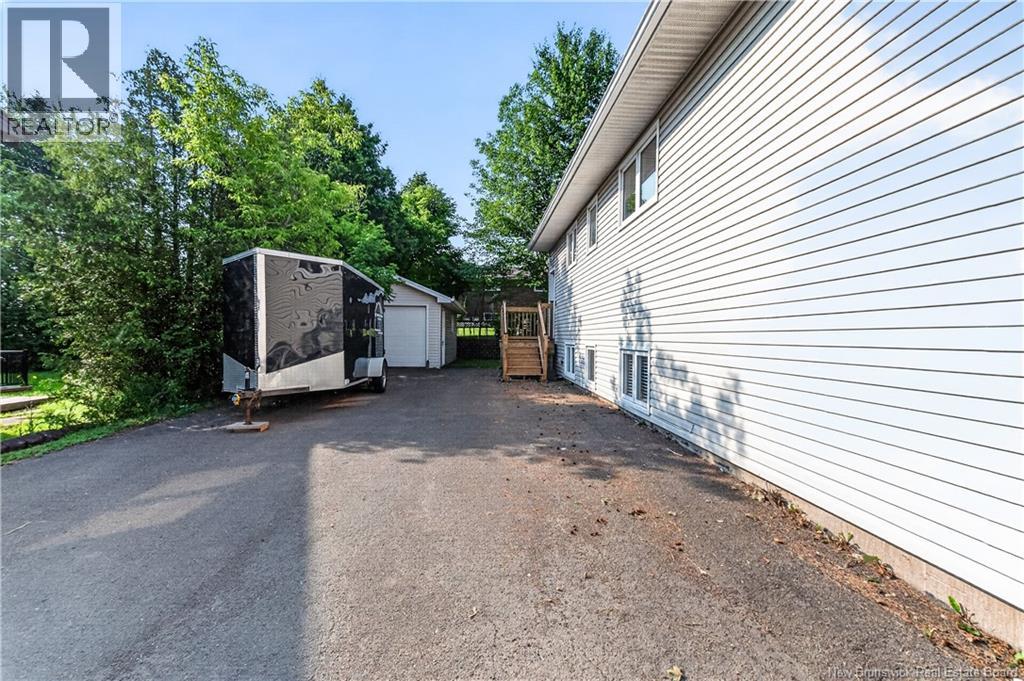 20 Connaught Avenue Property Photo 6