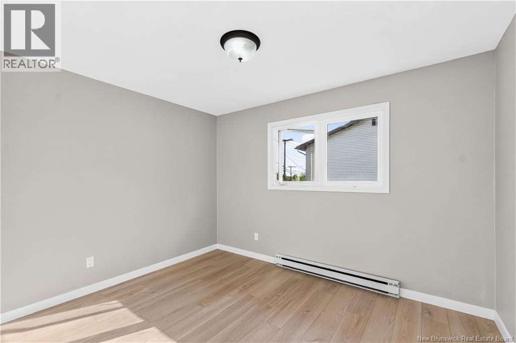 20 Connaught Avenue Property Photo 11
