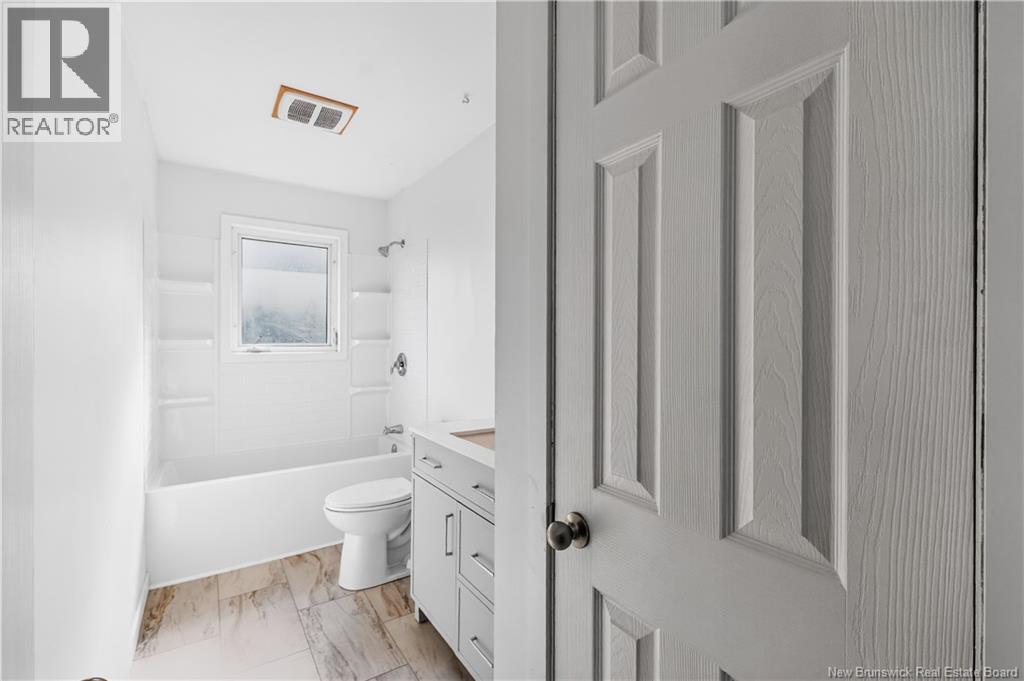20 Connaught Avenue Property Photo 15