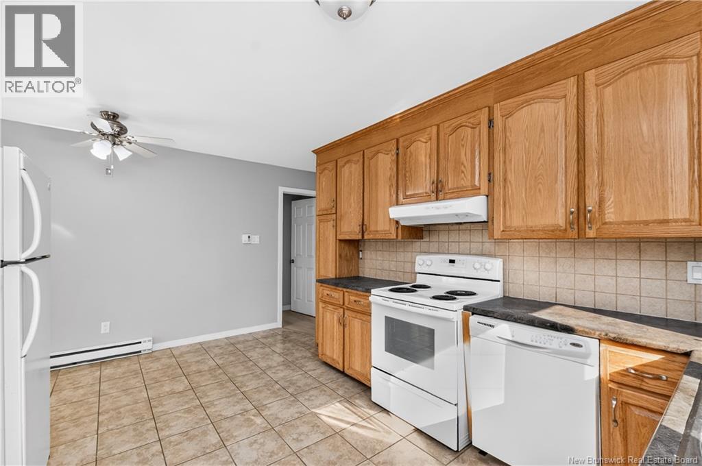 20 Connaught Avenue Property Photo 19