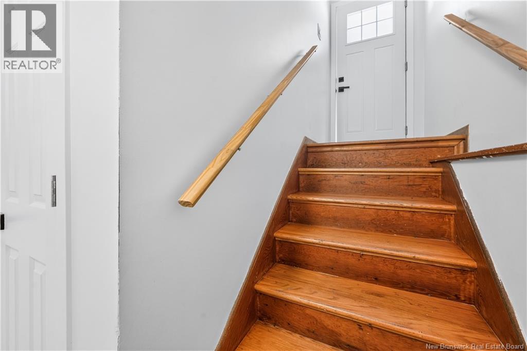 20 Connaught Avenue Property Photo 22