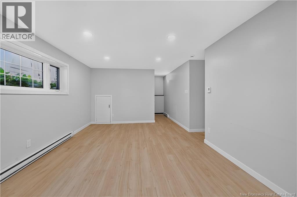 20 Connaught Avenue Property Photo 23