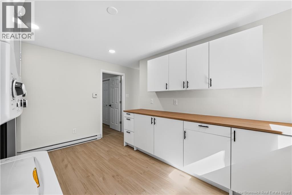 20 Connaught Avenue Property Photo 36