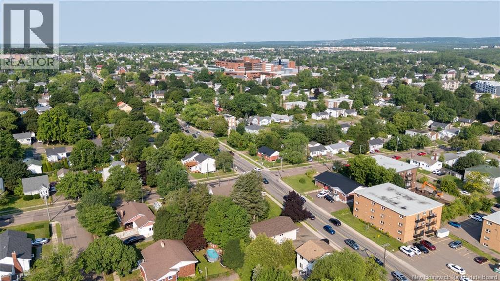 20 Connaught Avenue Property Photo 47