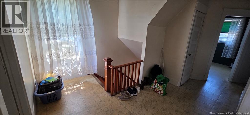 5 Maple Street Property Photo 16