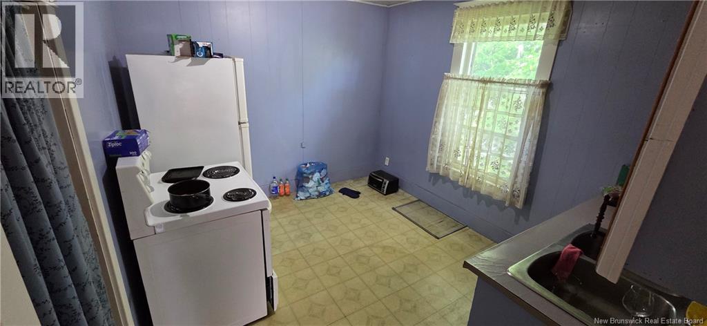 5 Maple Street Property Photo 18