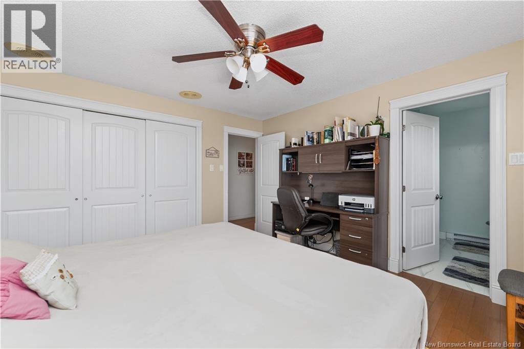 81 Queensway Drive Property Photo 21