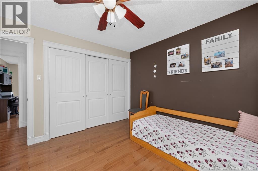 81 Queensway Drive Property Photo 25