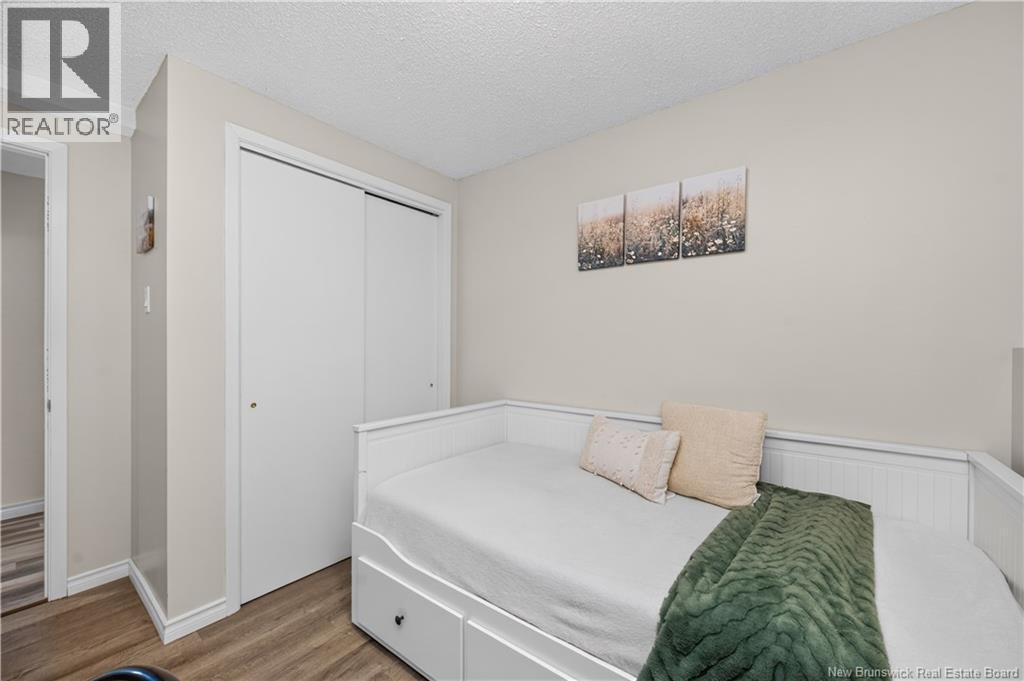 81 Queensway Drive Property Photo 38
