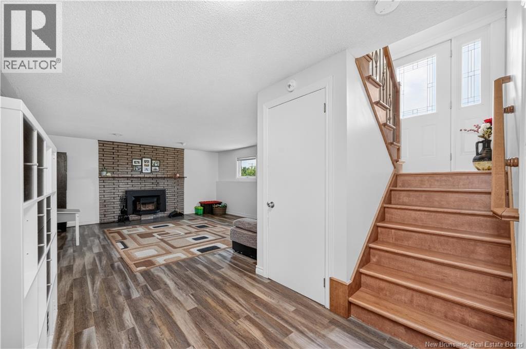 81 Queensway Drive Property Photo 41