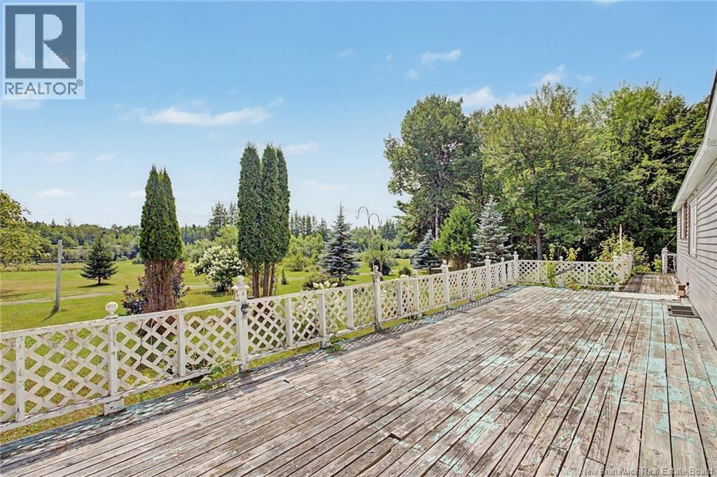 15 Eighteen Road Property Photo 37