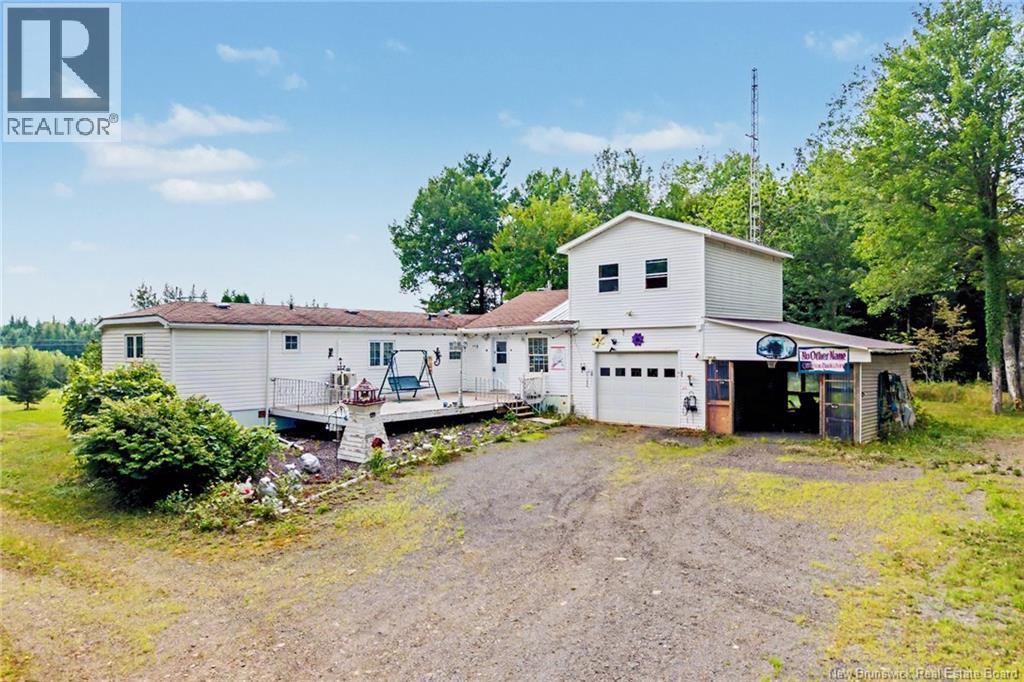15 Eighteen Road Property Photo 40