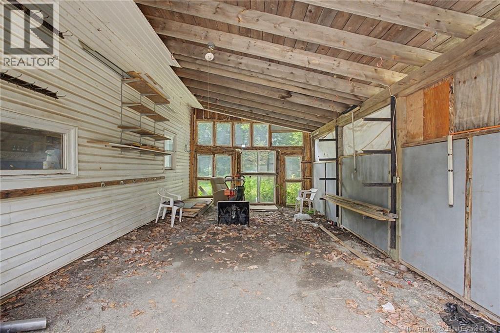 15 Eighteen Road Property Photo 48