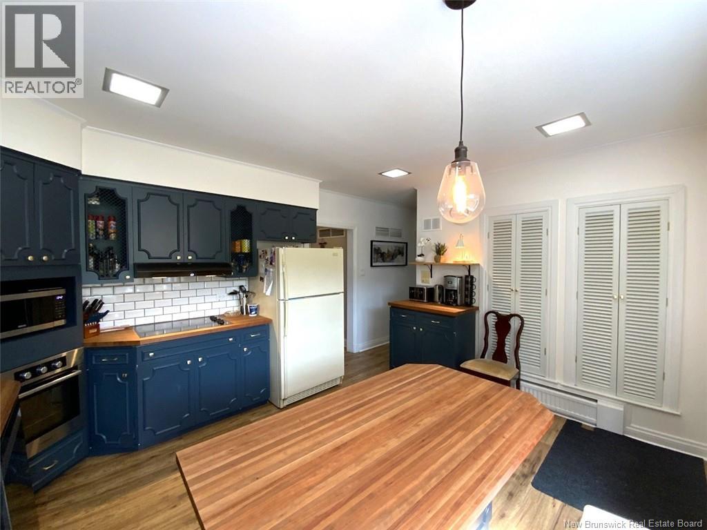28 Lawson Street Property Photo 6