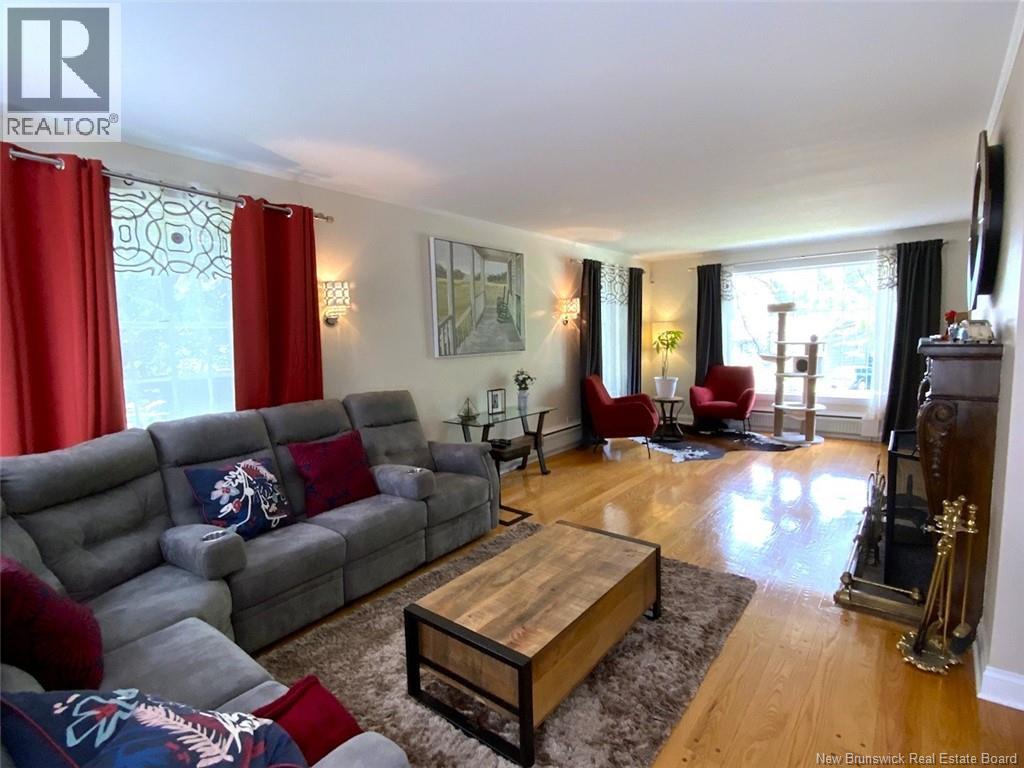 28 Lawson Street Property Photo 13