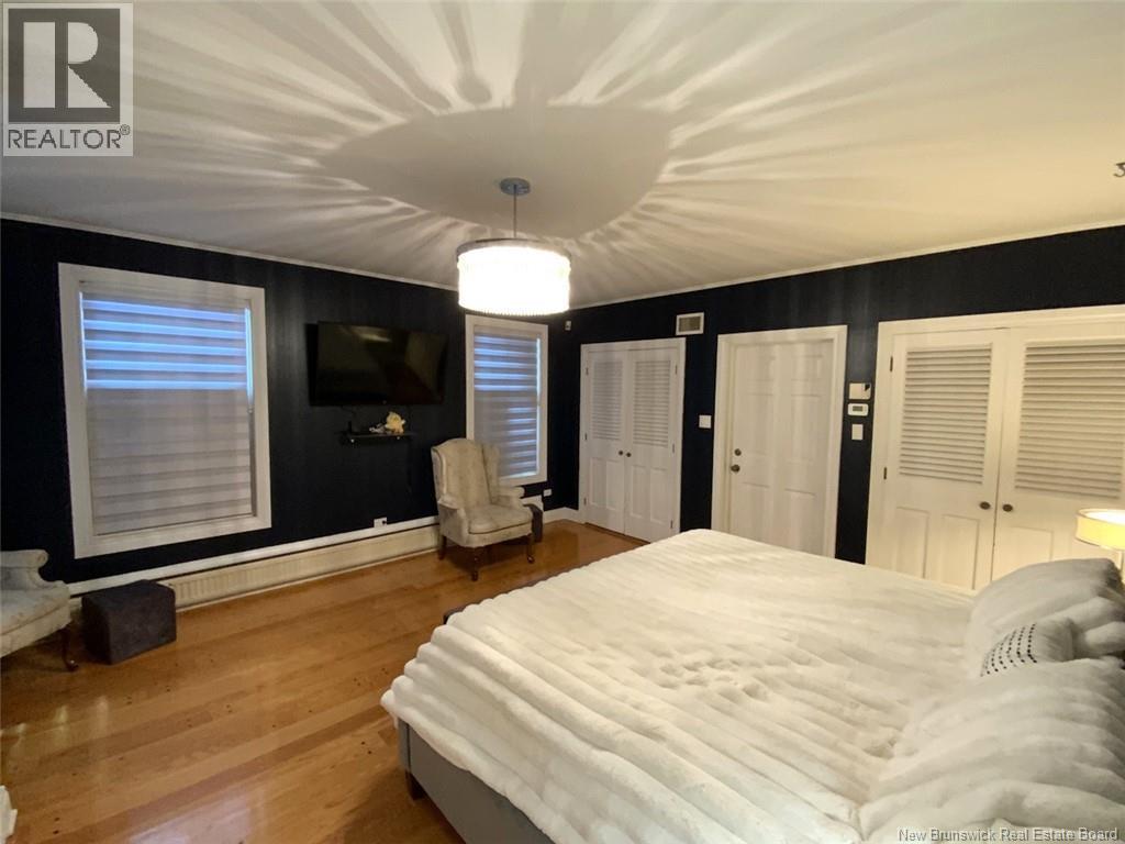 28 Lawson Street Property Photo 15