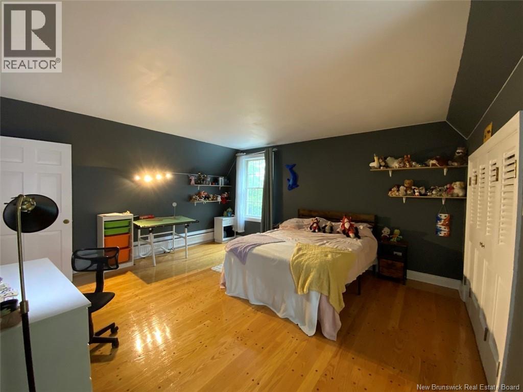 28 Lawson Street Property Photo 20