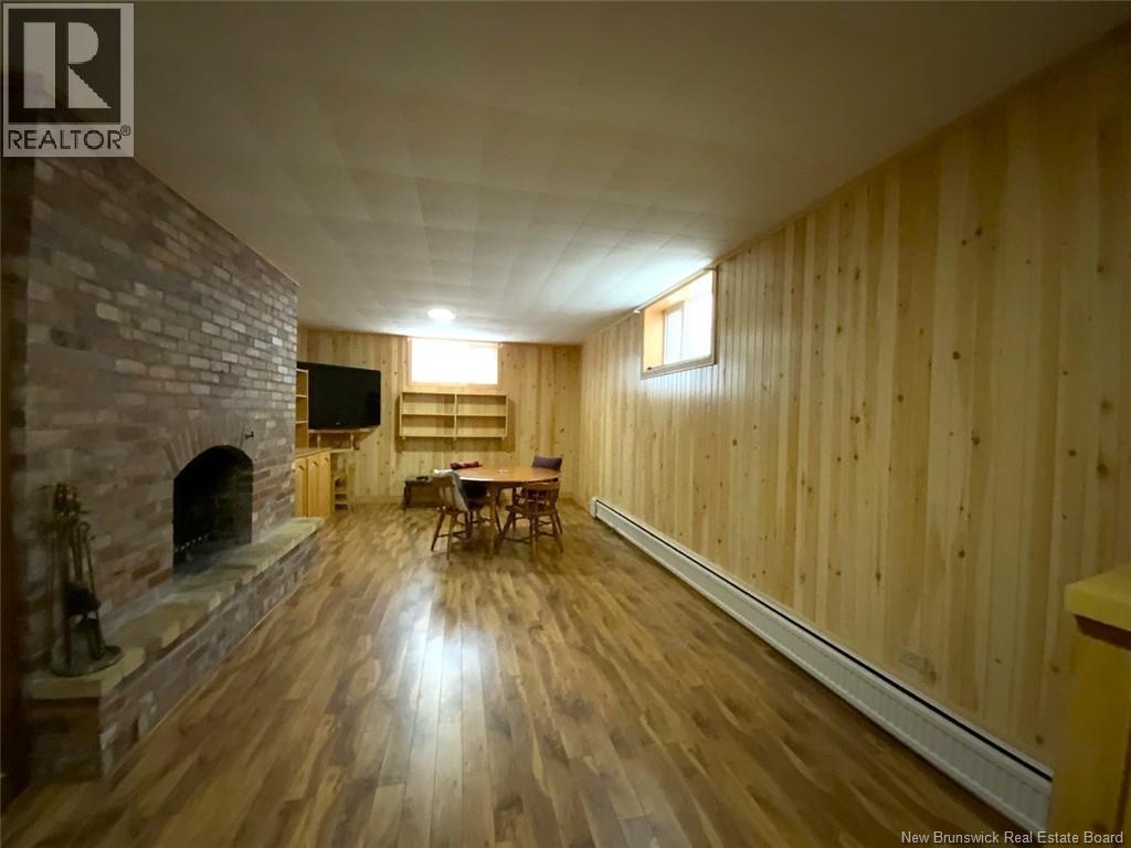 28 Lawson Street Property Photo 27