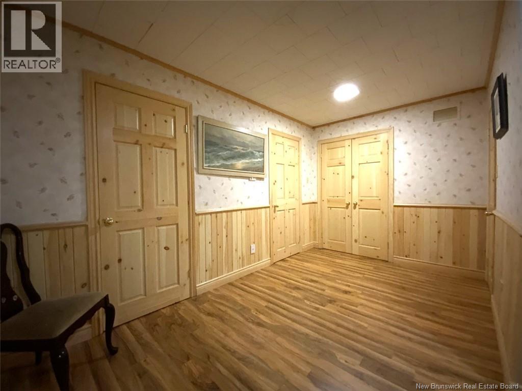 28 Lawson Street Property Photo 29