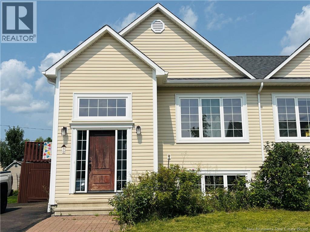 50 Ashley Crescent Property Photo 1