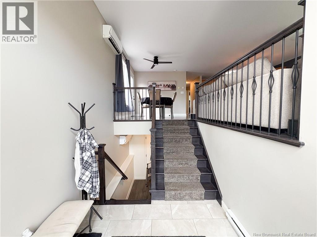 50 Ashley Crescent Property Photo 3