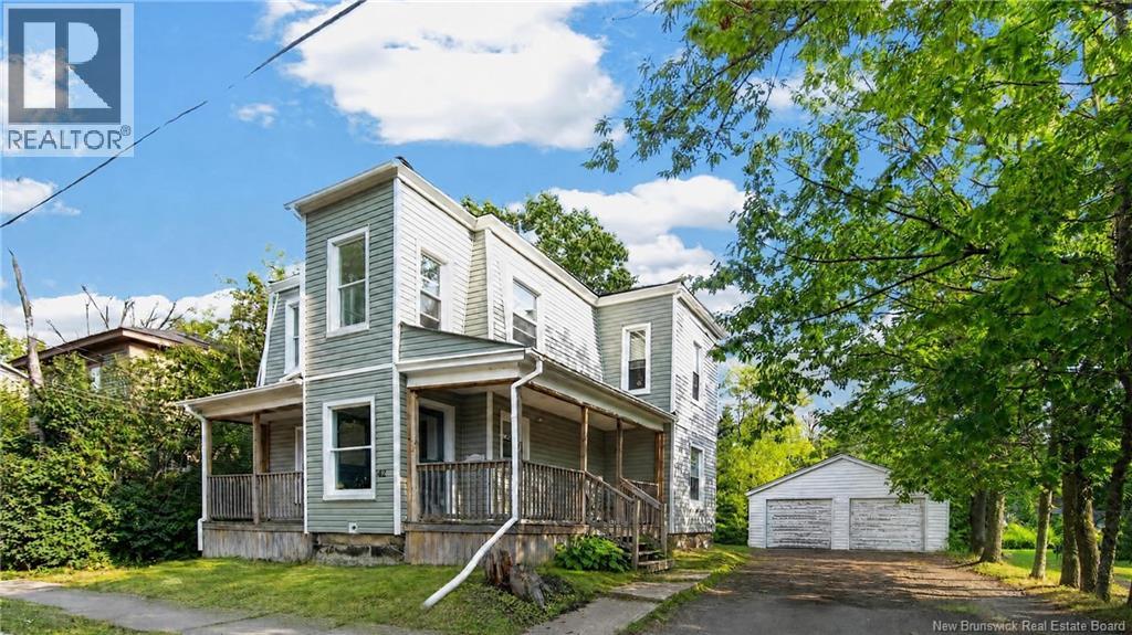 42 Railway Property Photo 1