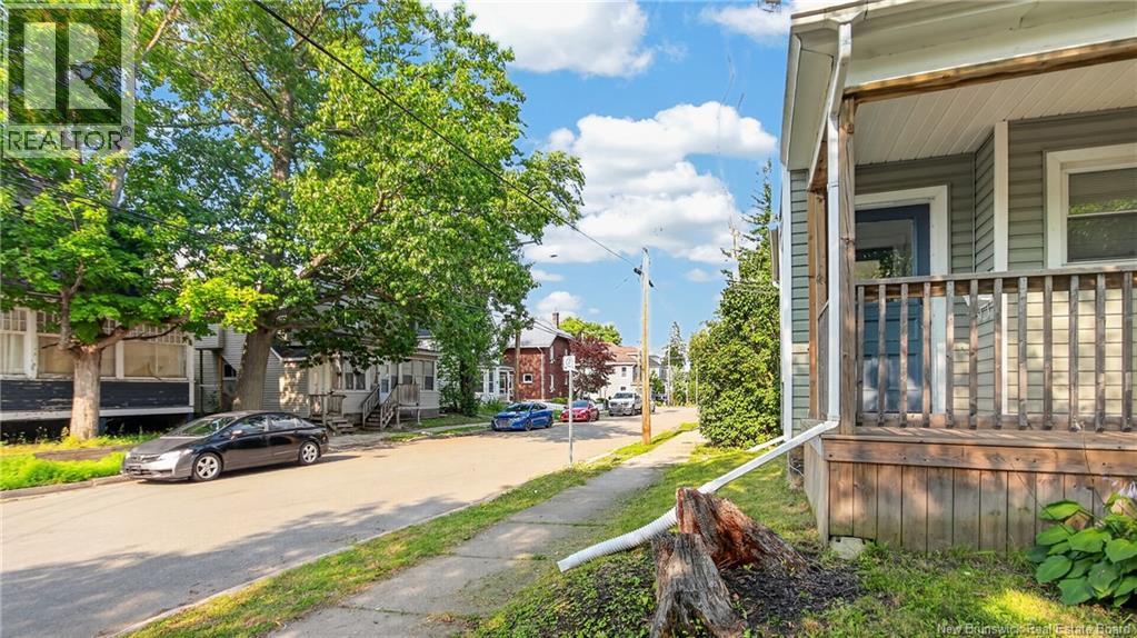 42 Railway Property Photo 8
