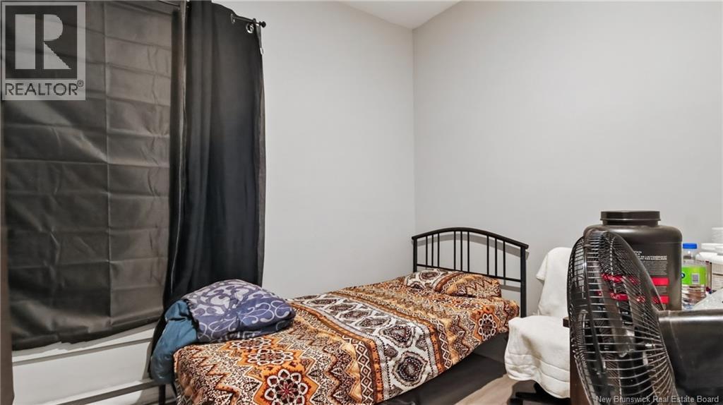 42 Railway Property Photo 19