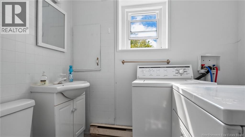 42 Railway Property Photo 40