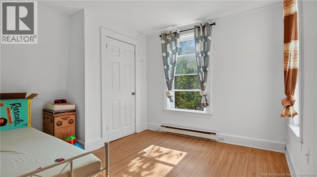 42 Railway Property Photo 43