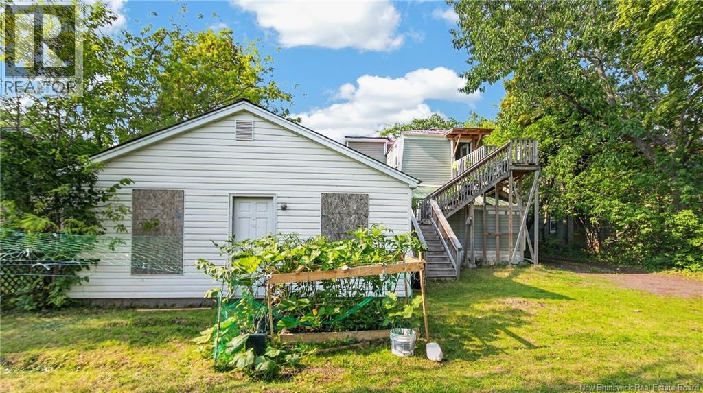42 Railway Property Photo 46