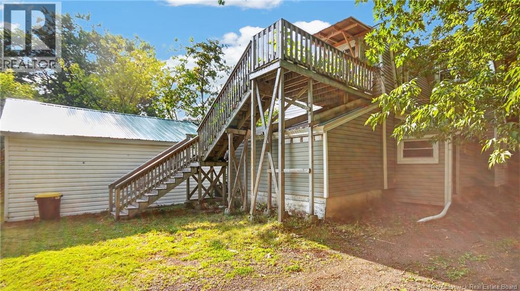 42 Railway Property Photo 48