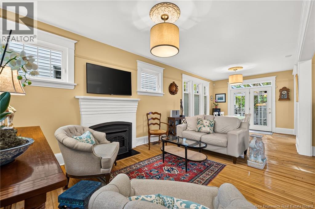262 Highfield Property Photo 2
