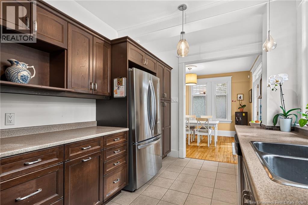 262 Highfield Property Photo 11