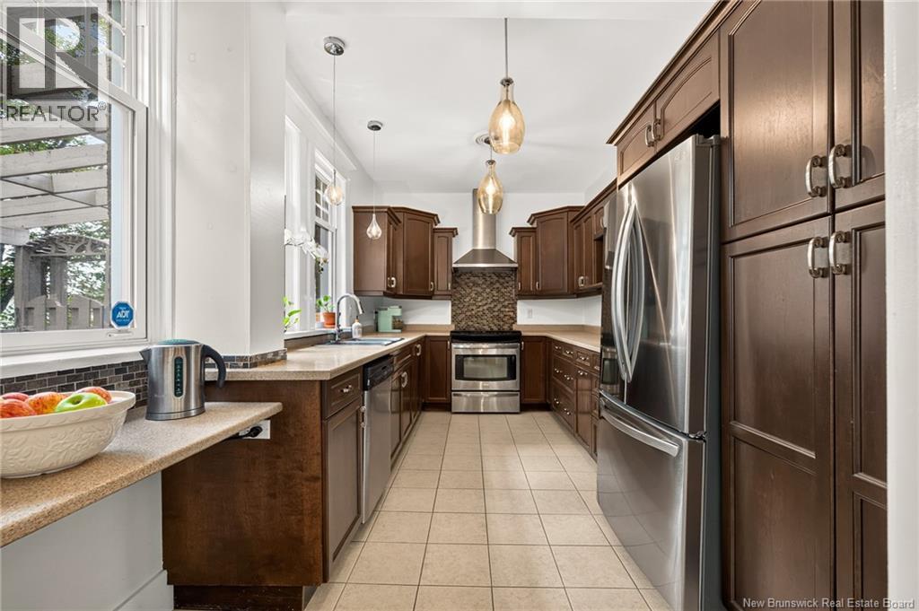 262 Highfield Property Photo 14