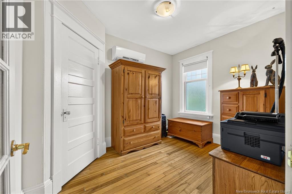 262 Highfield Property Photo 29