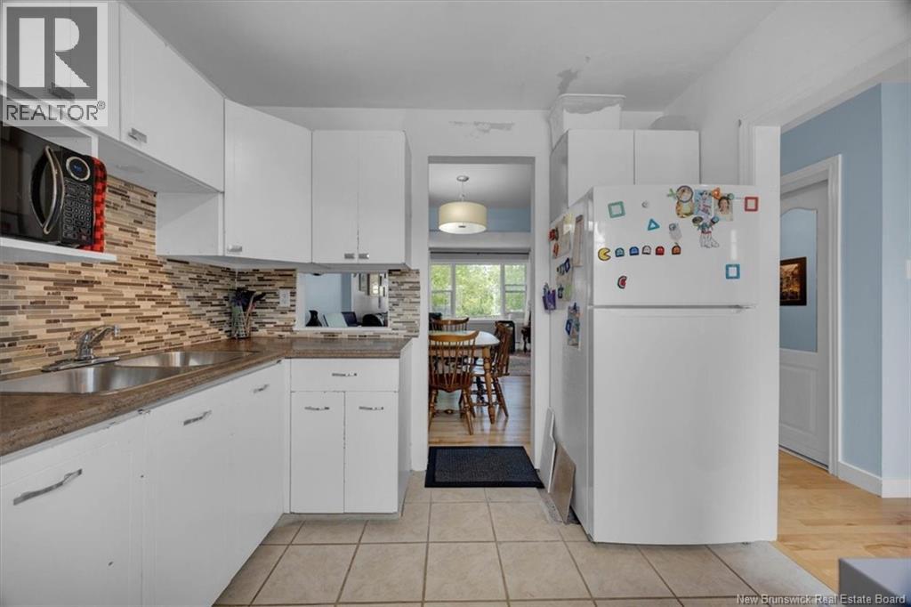7 Hampton Manor Property Photo 10