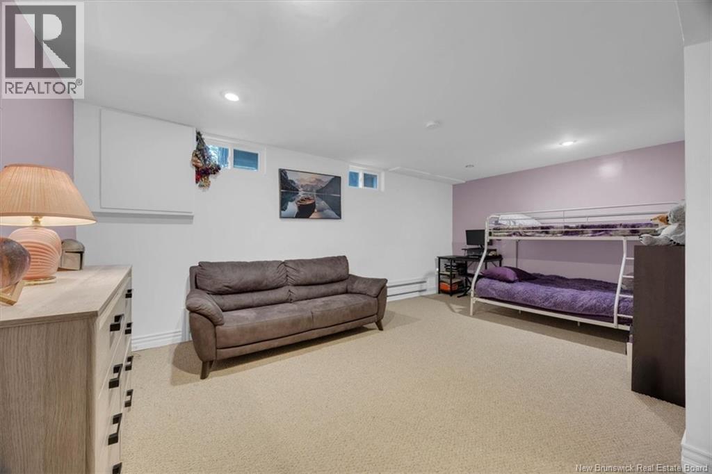 7 Hampton Manor Property Photo 20